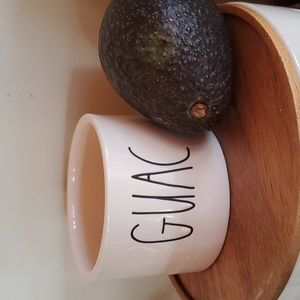 Rae Dunn Gauc Gaucamole bowl